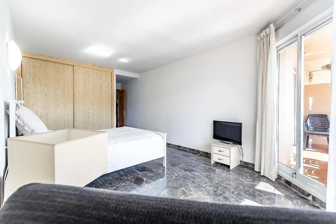 69-Penthouse Apartment With Views In Torreblanca, Fuengirola 0*,