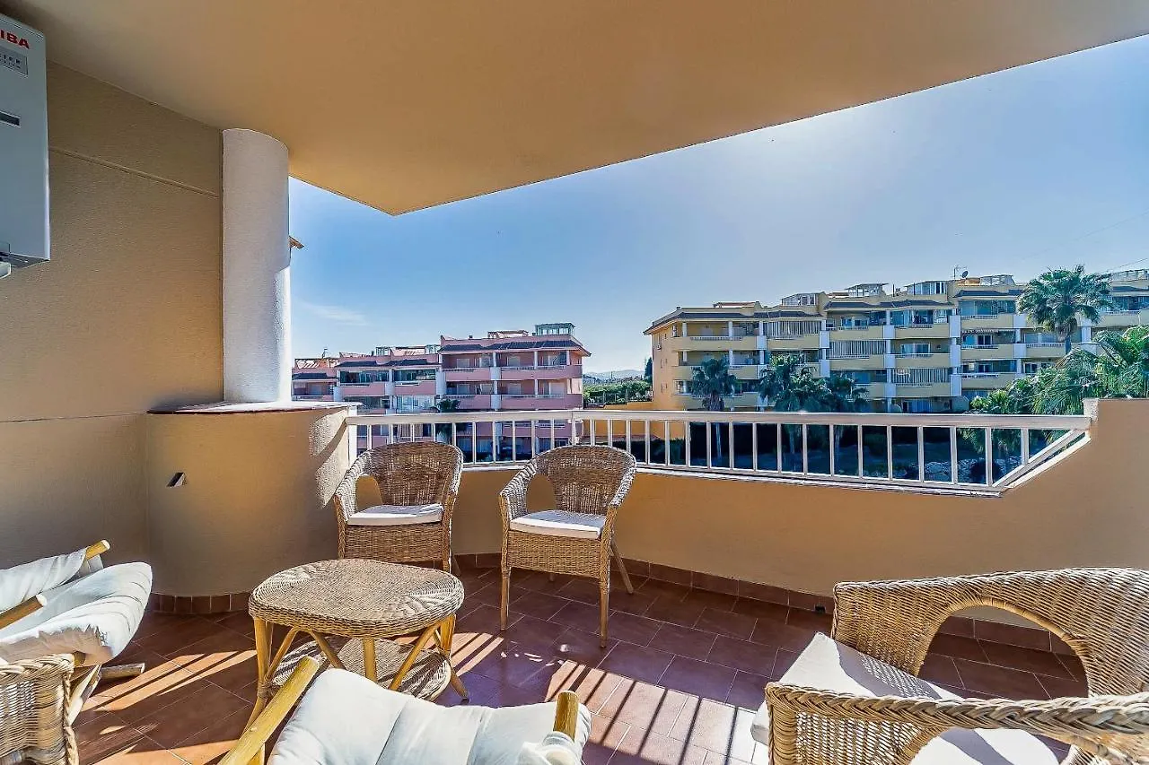 69-Penthouse Apartment With Views In Torreblanca, Fuengirola