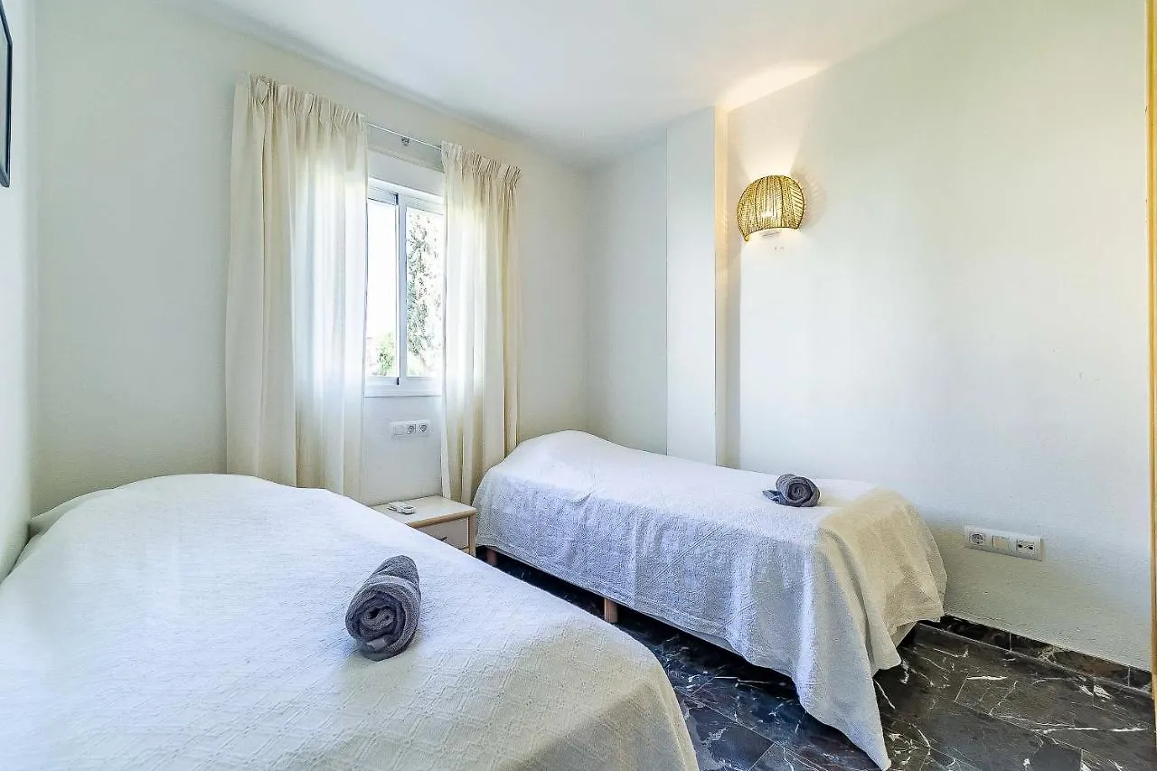 69-Penthouse Apartment With Views In Torreblanca, Fuengirola Spanien